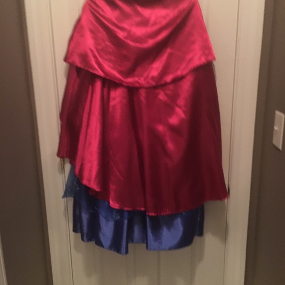 Princess Anna dress. 3 layers. Girl size 8 - Picture 2 of 5